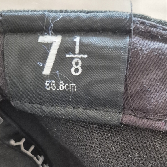 New Era Black Raiders Hat - Picture 7 of 7